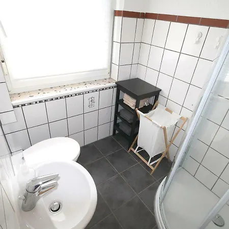 Ferien- Und Monteurwohnung Apartament